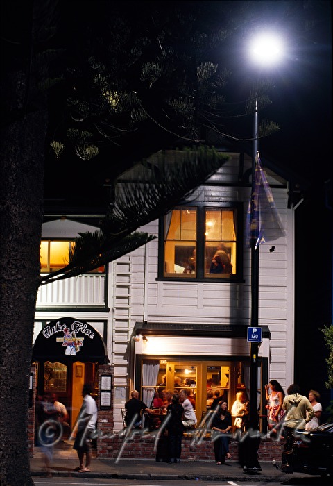 Lokal an der Marine Parade