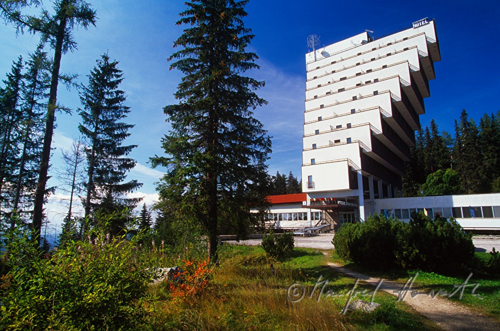 Hotel Panorama gegenüber der Tatra-Bergbahn