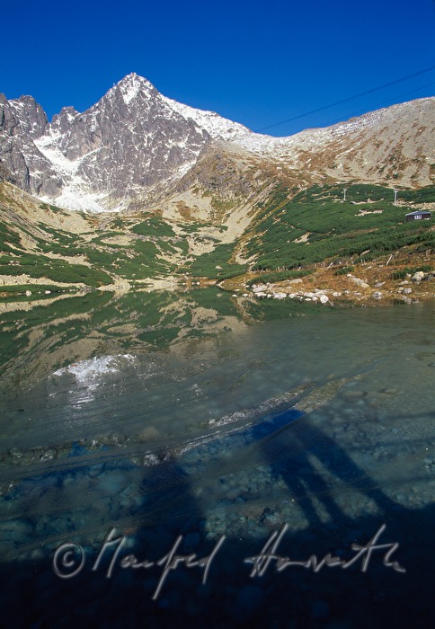 Bergsee und Lomnický štít (Lomnitzer Spitze)