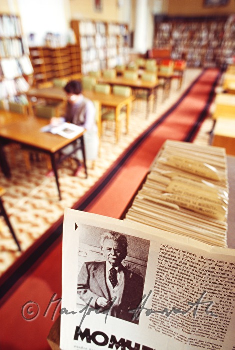 Zeitungsausschnitt von Elias Canetti