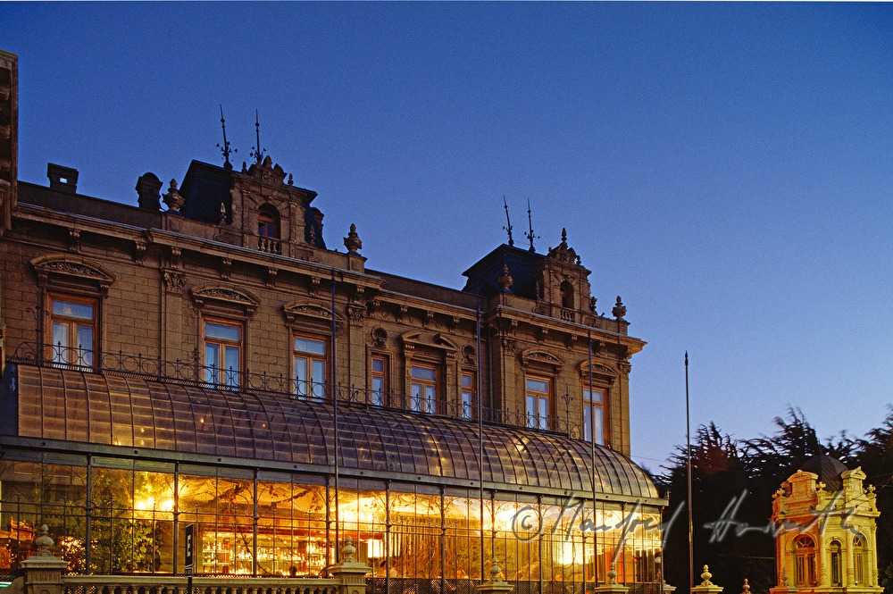 Cafe in einem Kolonialhaus