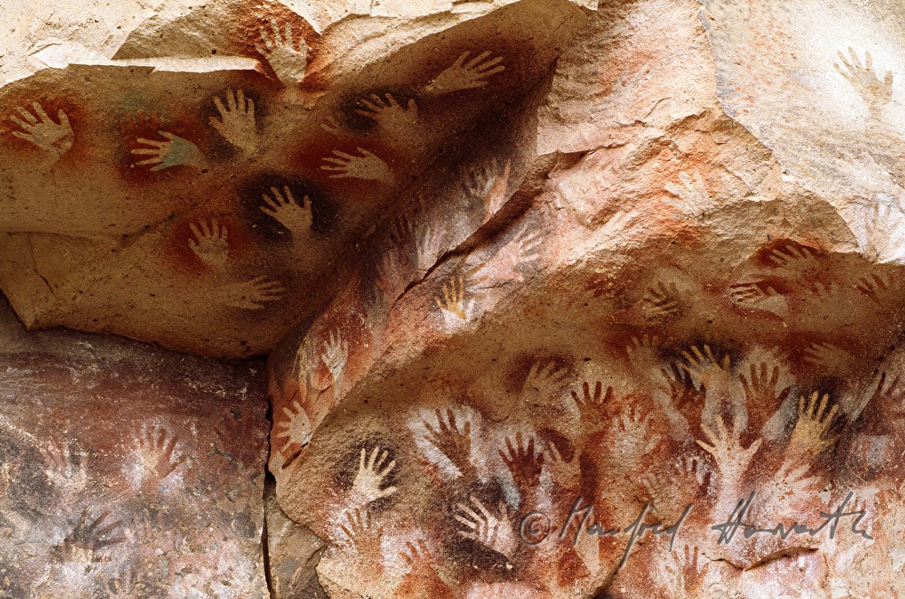 Cueva de las Manos (ca. 9000 Jahre alt)