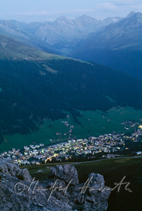 Blick von der Panoramastrasse (Strela-Alp)