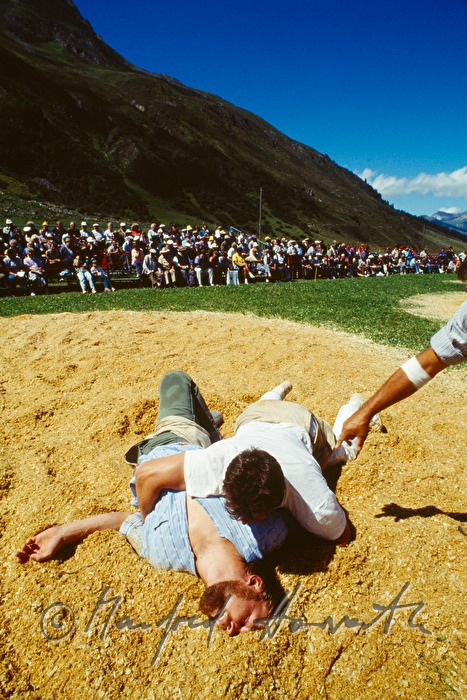 Schwinger-Kämpfer beim Ringer-Fest