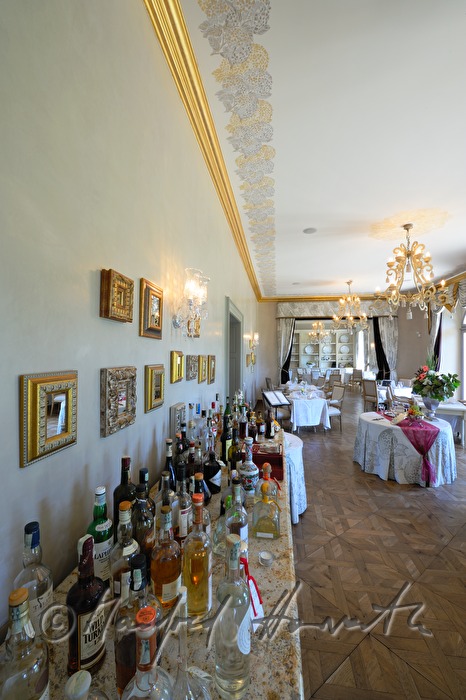 Chateau Mcely, Speisesaal