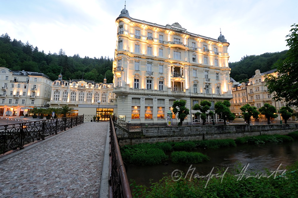 Grandhotel Pupp am Fluss Tepla