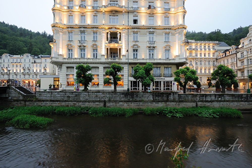 Grandhotel Pupp am Fluss Tepla