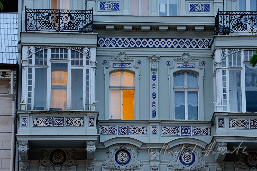 Grandhotel Pupp, Detail von einem Jugendstilhaus