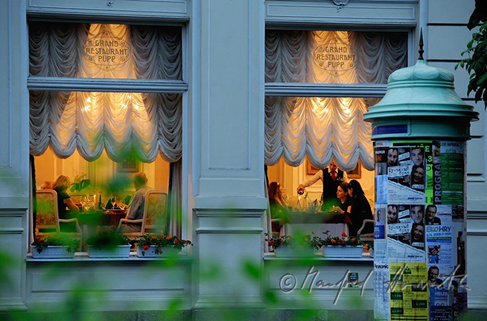 Grandhotel Pupp, Blick von aussen in das Restaurant