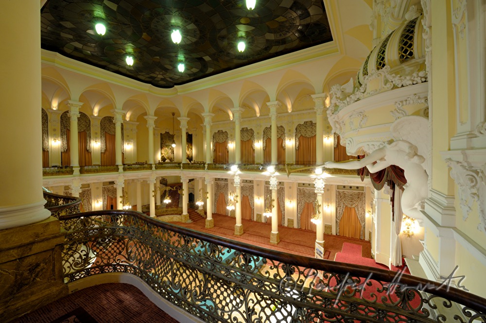 Grandhotel Pupp, Festsaal in neobarockem Baustil
