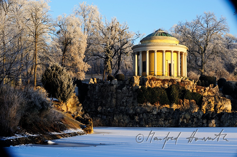 Leopoldinentempel im Landschaftsgarten