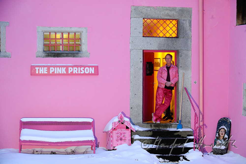 Galerist Nick Treadwell in seinem Museum
