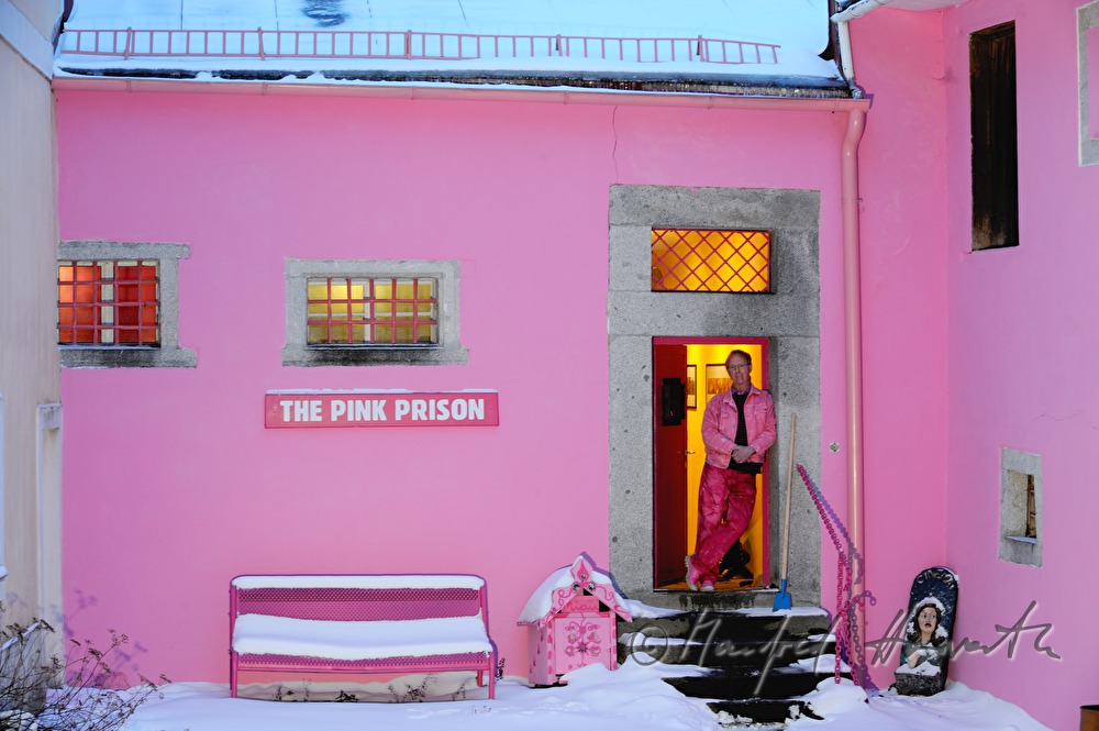 Galerist Nick Treadwell in seinem Museum