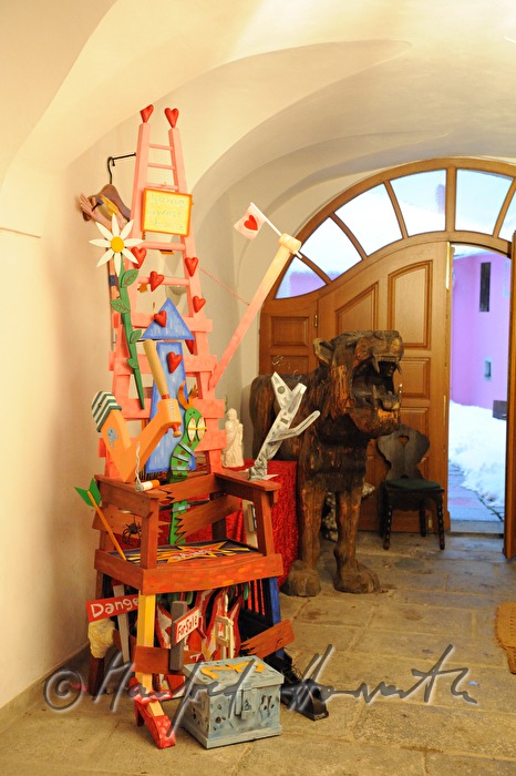 Galerist Nick Treadwell in seinem Museum