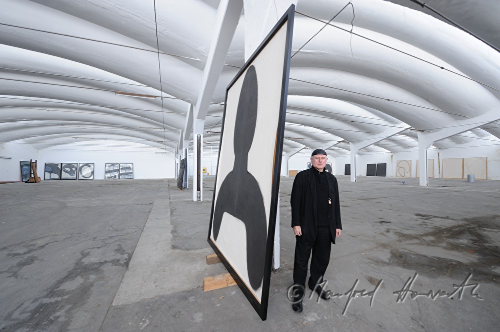 Klaus Rinke in seinem Atelier