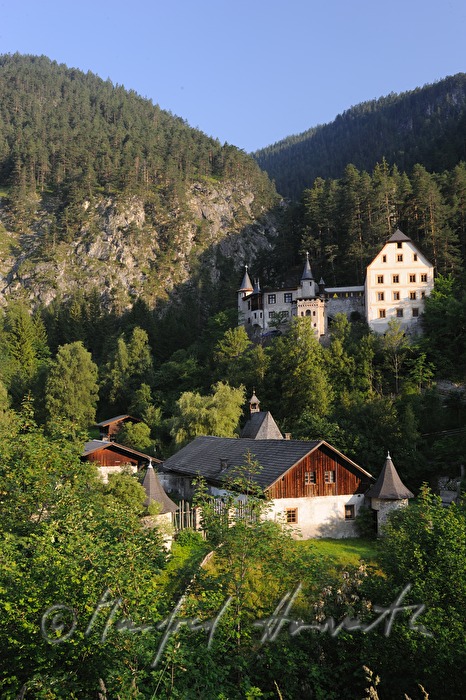 Schloss Fersteinsee am Fuße des Fernpasses