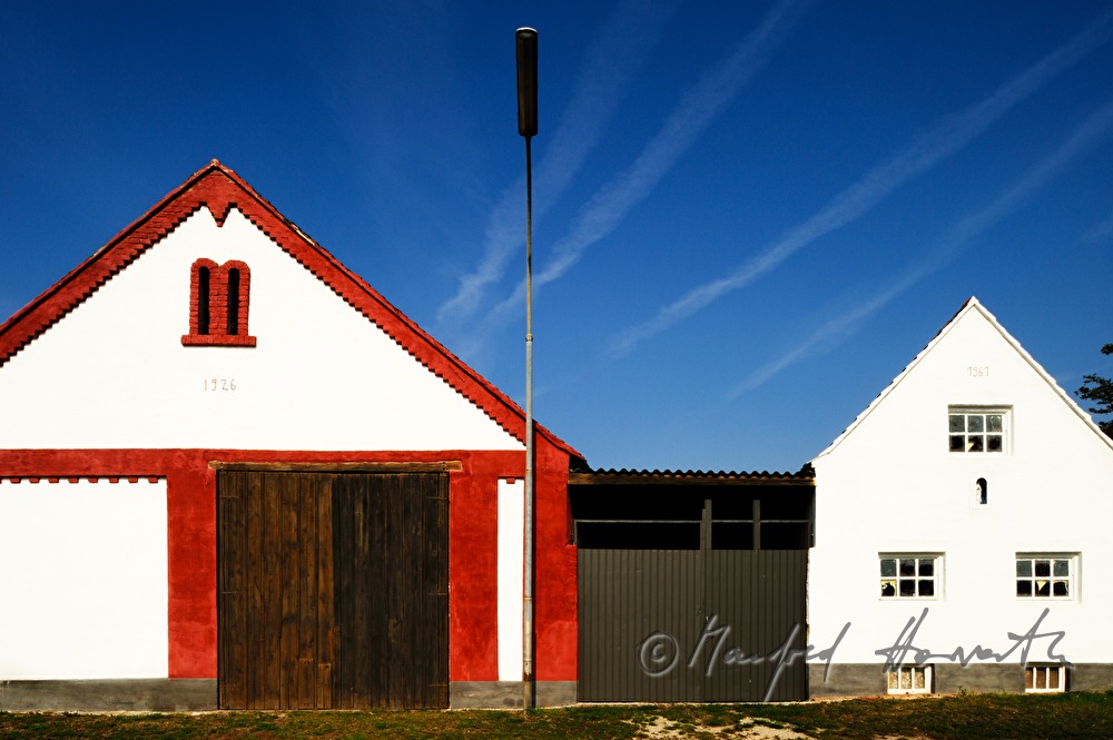 landwirtschaftlich genutzte Scheunen