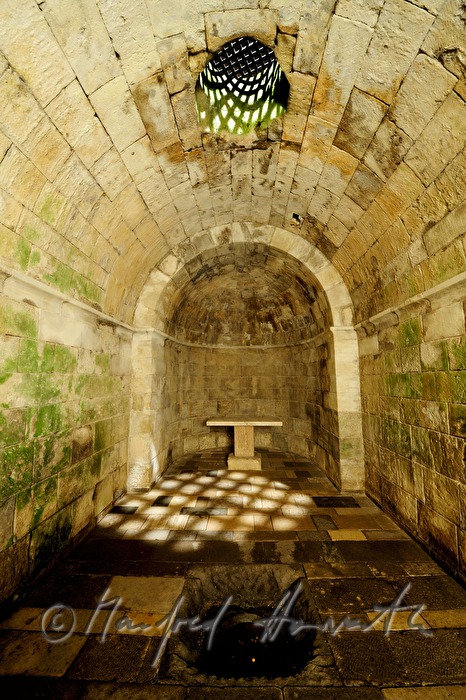 Kultraum des Templerordens in den Katakomben