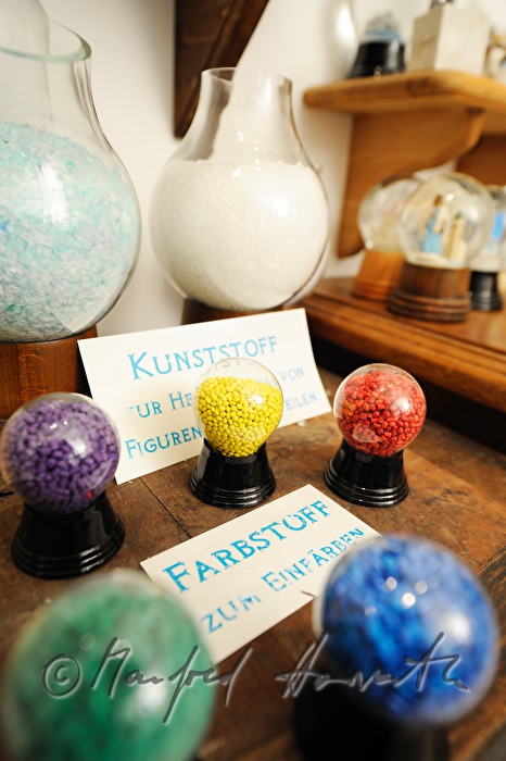 Farbpigmente zum Färben der Kunststoffe