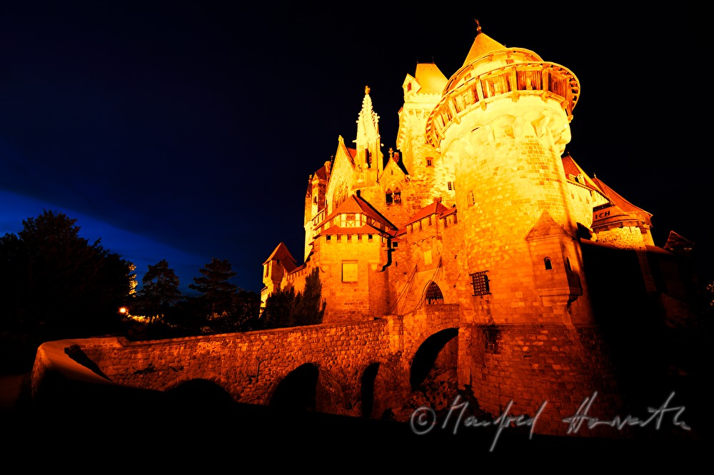 Burg Kreuzenstein im historistischen Baustil