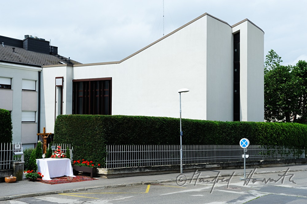 Station vor dem Gefangenenhaus bei Fronleichnams-Prozession
