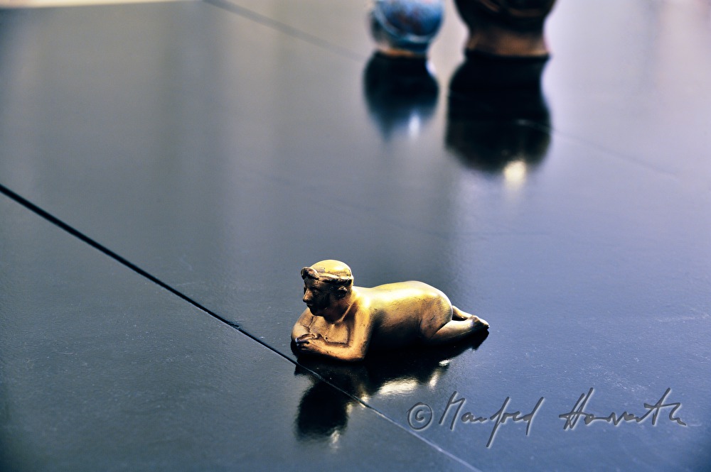 Miniatur-Skulptur der Keramikerin Gundi Dietz