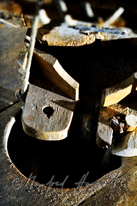Mahlwerk der Mühle im Betrieb