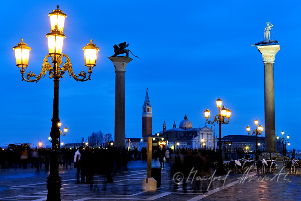 Markusplatz und Kirche San Giorgio