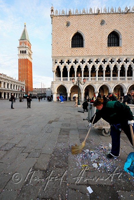 Strassenkehren auf dem Markusplatz (Piazza San Marco)