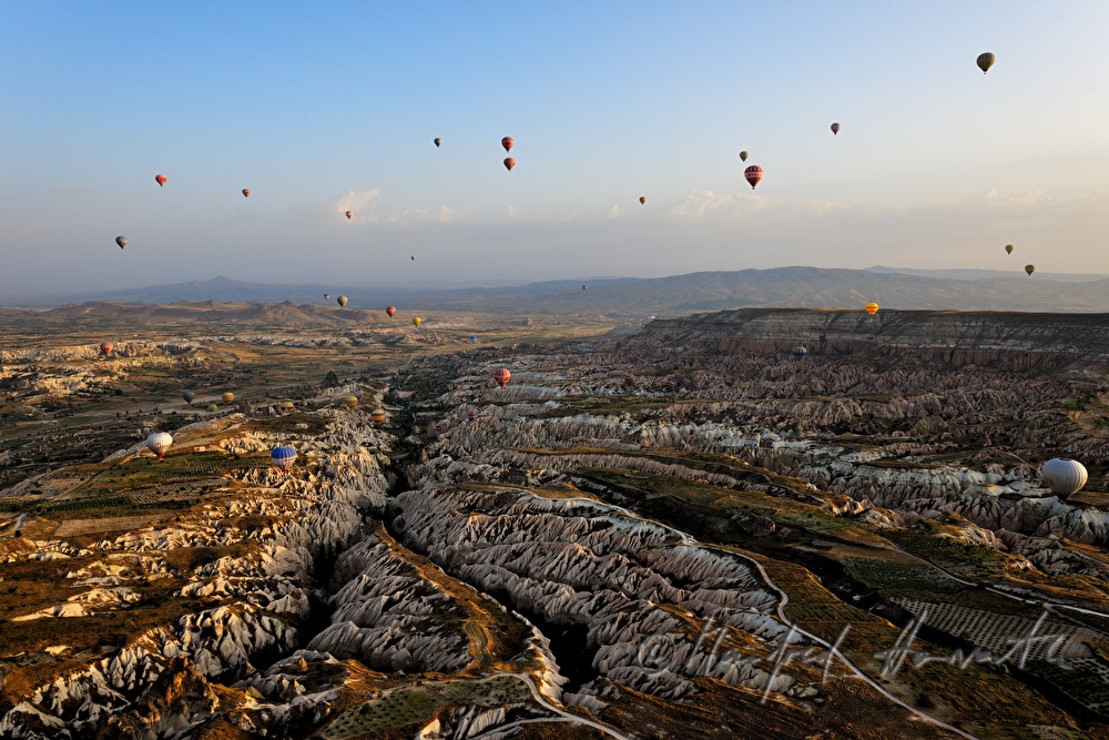 Heißluftballonfahrt über das Tuffsteingebirge