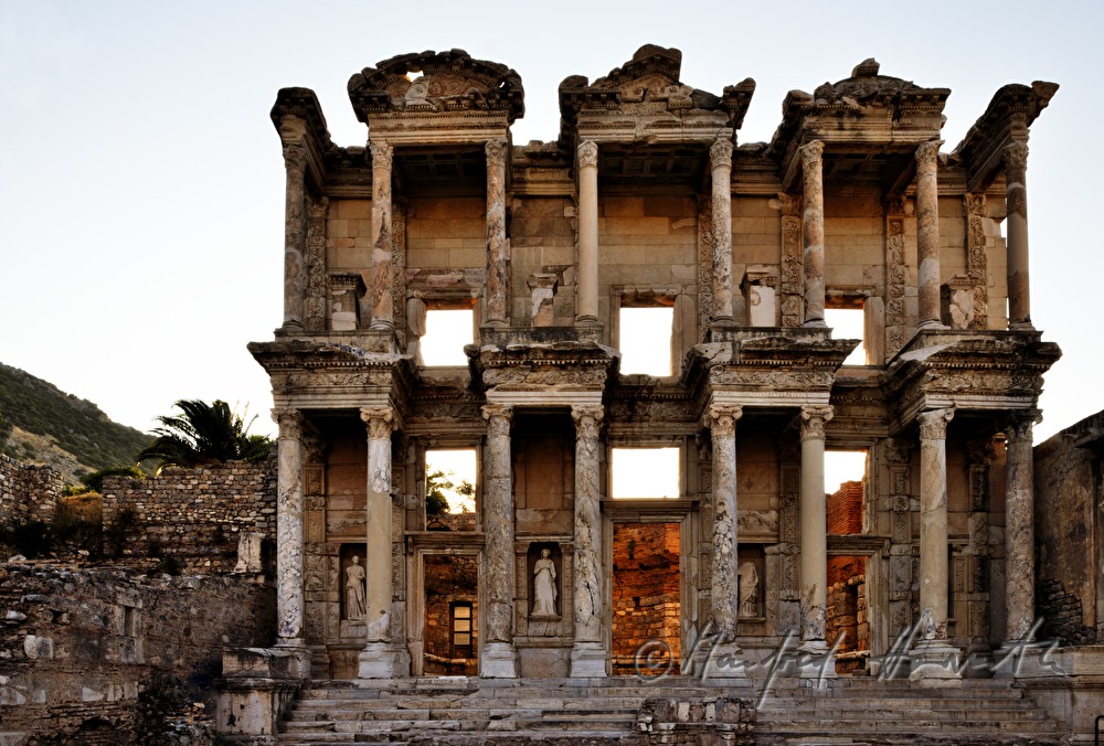 Ruinen der Celsus-Bibliothek