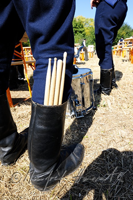 Volksmusik-Gruppe in lokaler Tracht