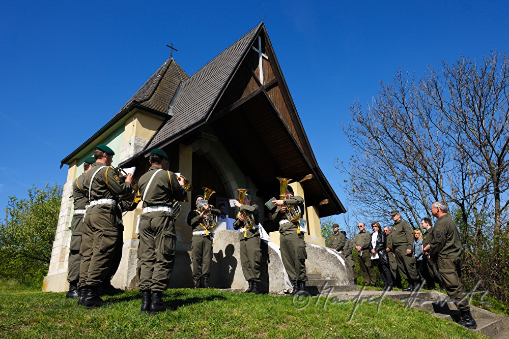 Soldaten des Österreichischen Bundesheeres bei Feldmesse
