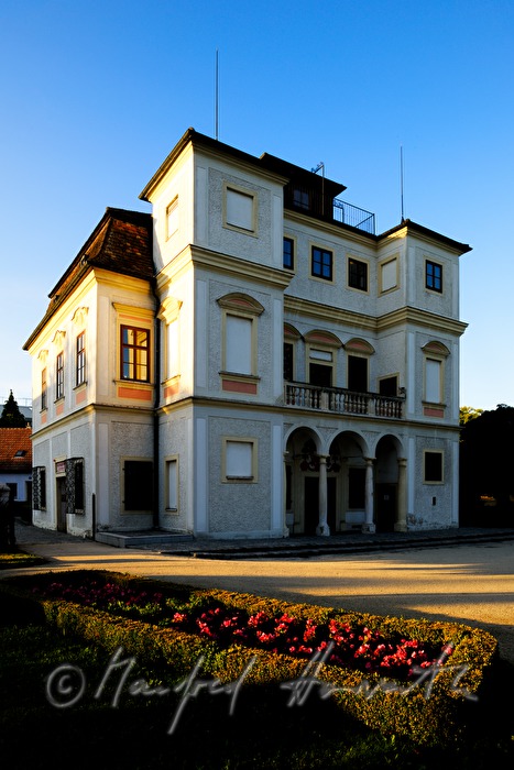 Bezirksmuseum im Belvedereschlössl