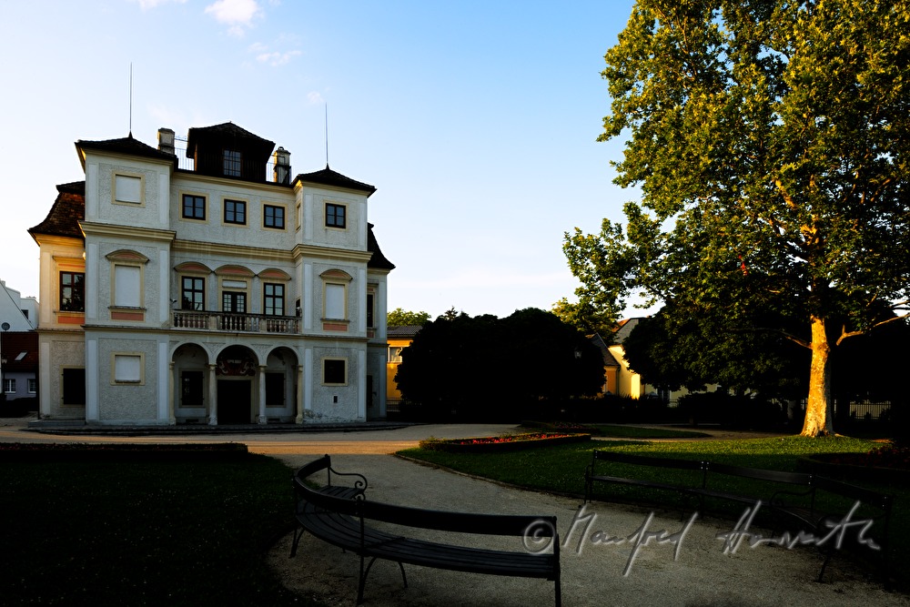 Bezirksmuseum im Belvedereschlössl