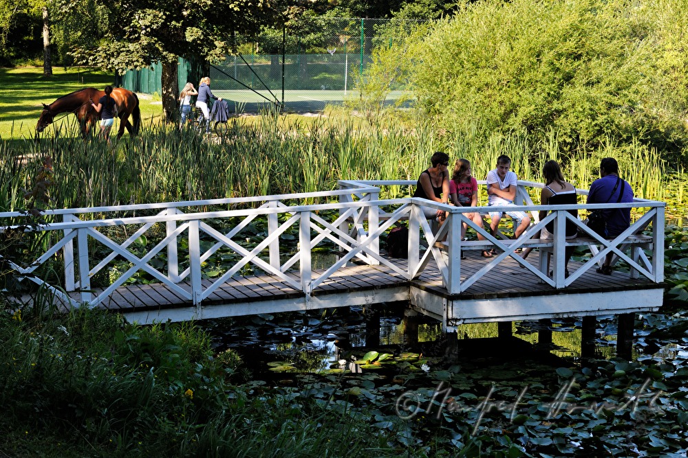 Aussichtsterrasse im Kurpark neben der Pferderennbahn