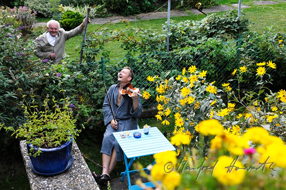 Manfred Horvath Geiger Wolfgang Gollner Spielt Im Garten