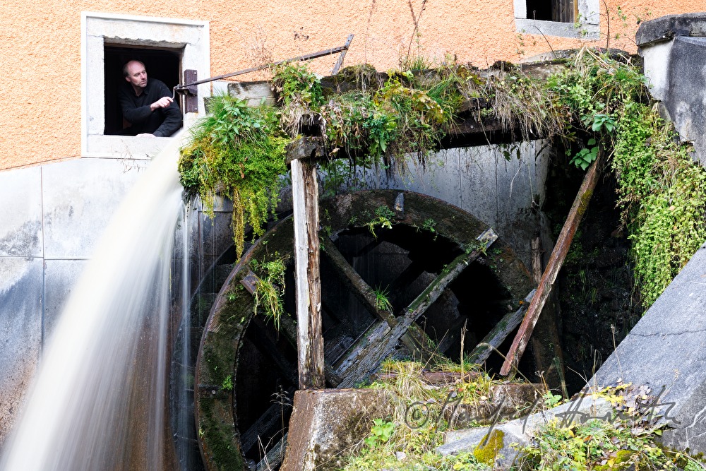 Müllner stellt den Wasserstrahl ein