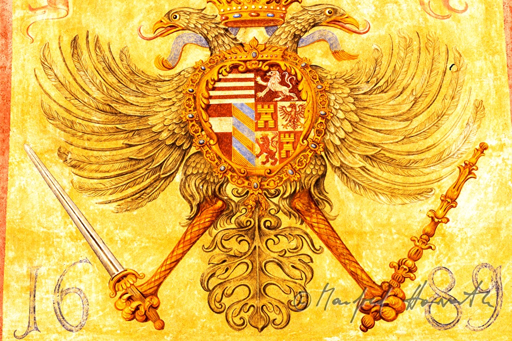 kaiserlicher Adler von 1683 auf dem Mauthaus