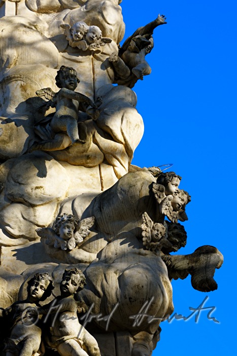 Dreifaltigkeitssäule (Pestsäule) im Innenhof