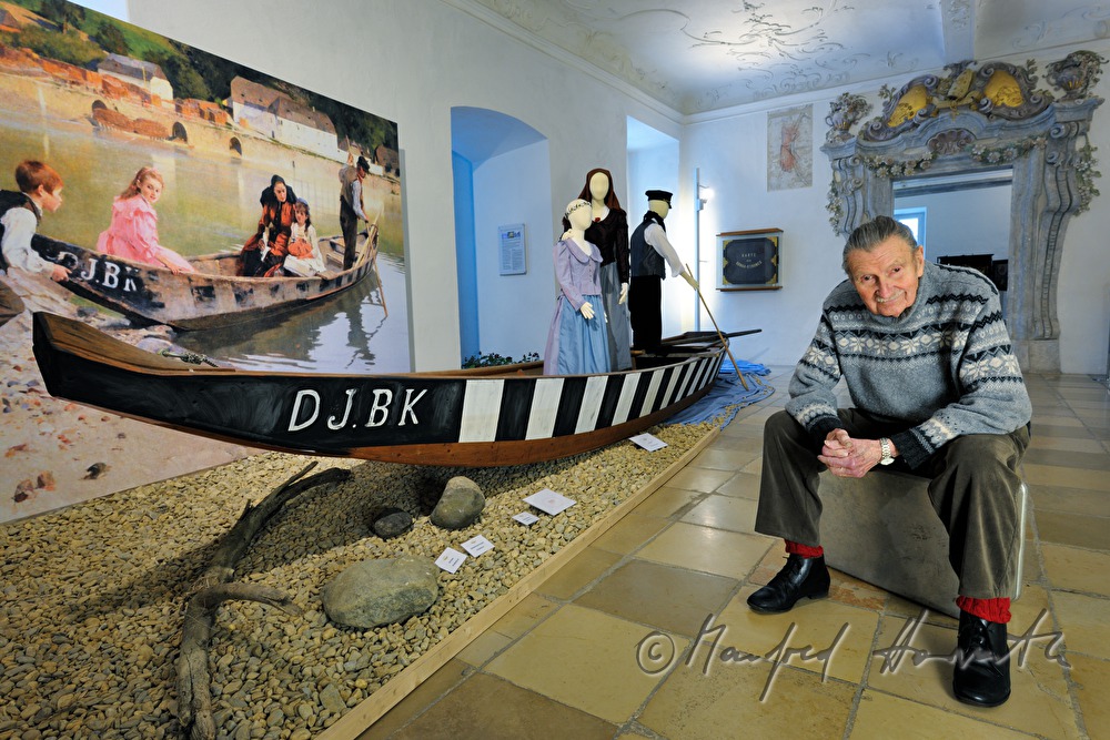 Schiffsmodellbauer Kurt Schaefer im Schiffahrtsmuseum