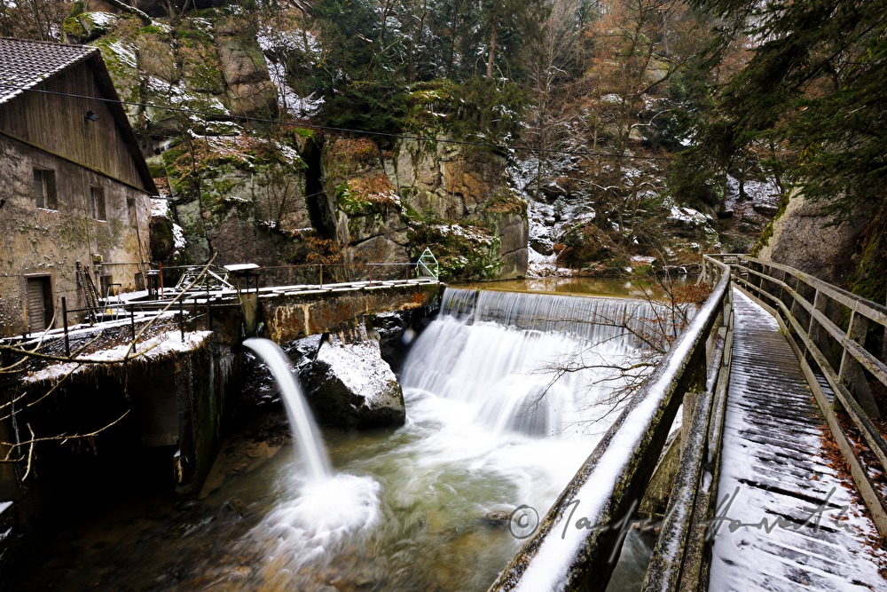 Strindbergweg und Wehr bei alter Mühle