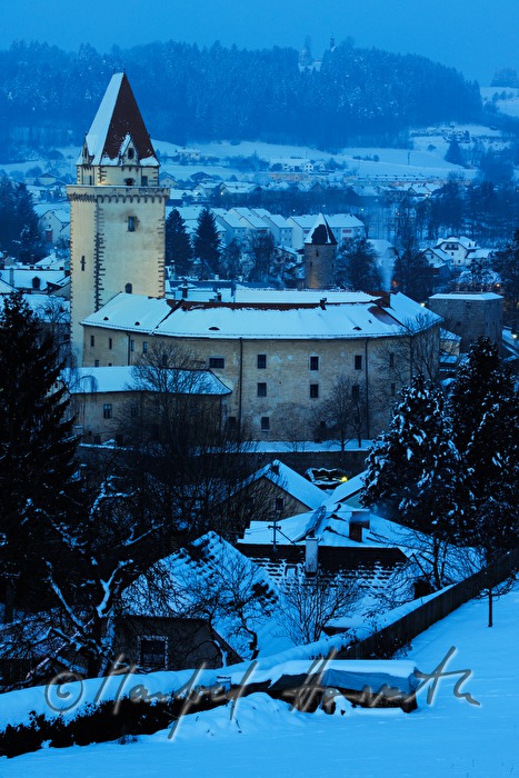 Schloss  Freistadt und Hausdächer