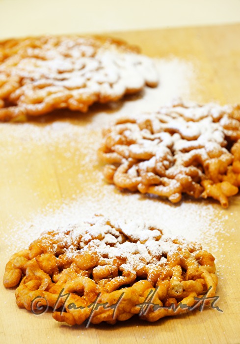 Kirtagsflecken aus fritiertem Bauerngebäck