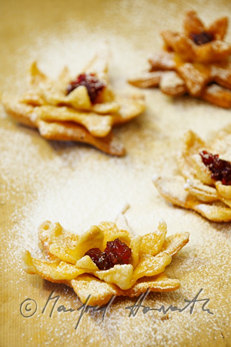 Bauerngebäck - Spezialität:: Schmalzrosen