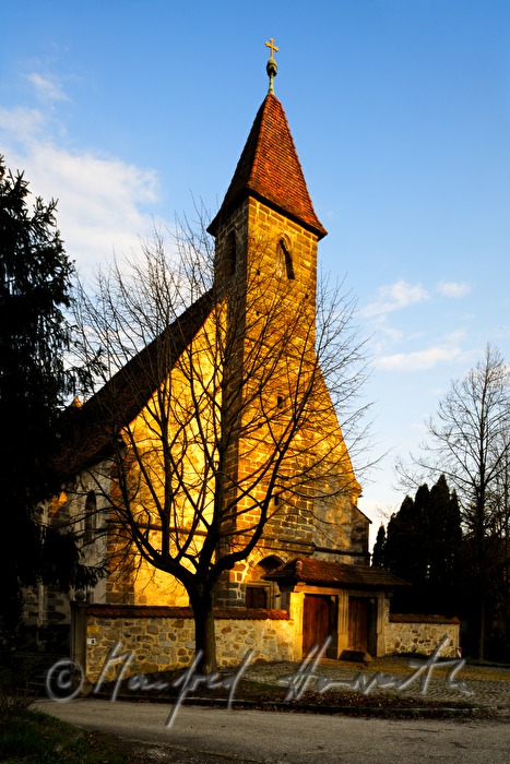romanische Kirche aus Stein aus dem Jahr 1133