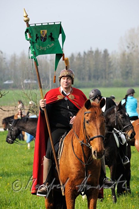 Darsteller des Heiligen Georg bei der Pferdewallfahrt (Georgiritt)