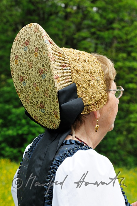 Frau in traditioneller Wachauer Tracht