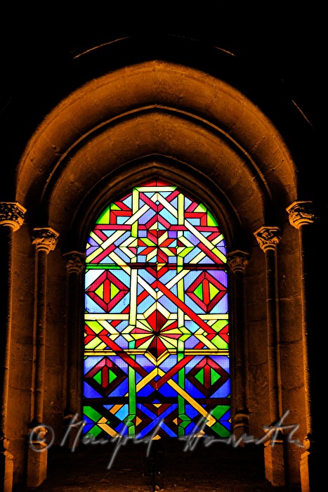 Glasfenster im Gebetssaal