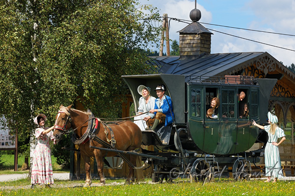 Nostalgiefahrt der Pferdeeisenbahn Kerschbaum